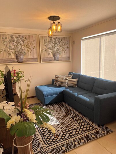 Linda Casa Familiar, Segura Y Muy Buena Ubicación