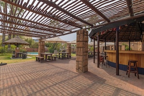 Departamento, 2 habitaciones, para fumadores, patio | Área de parrilladas y picnic
