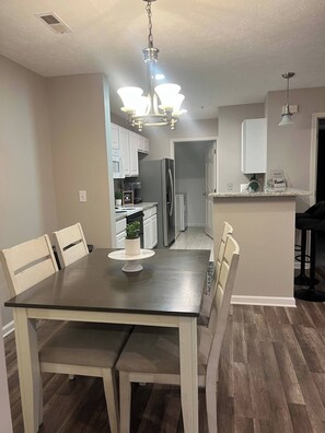 Condo, 2 Bedrooms, Patio | Dining - Fantastic Get Away Condo In Strongsville! (Strongsville)