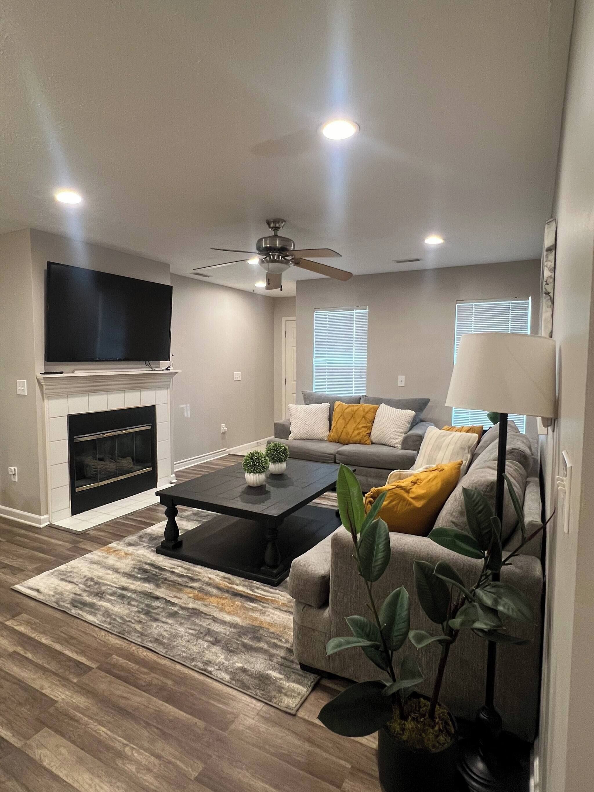 Condo, 2 Bedrooms, Patio | Living room