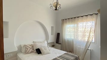 Apartment, 1 Bedroom | 2 bedrooms