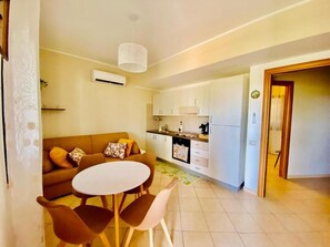 Apartment, 2 Schlafzimmer, barrierefrei, Balkon | Innenbereich