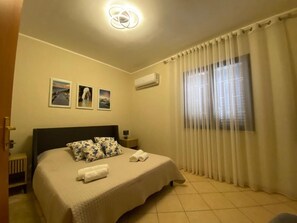Apartment, 2 Schlafzimmer, barrierefrei, Balkon | 3 Schlafzimmer