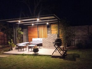 House, 4 Bedrooms, Private Pool, Garden View | BBQ/picnic area - Comfortable and Luxurious Stay (Gweru)