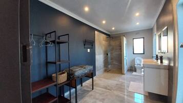 House, 4 Bedrooms, Private Pool, Garden View | Bathroom
