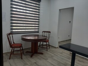 Apartment, 1 Bedroom | Dining - Apartaestudio Search At Corferias Airport A National (Bogotá)