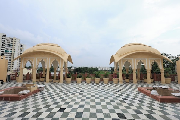 Classic Double Room | Terrace/patio - MASA HAVELI (Agra)