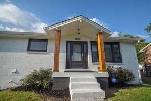 Exterior - Spacious house in enjoyable Nashville w/ Pool & 15 Min to Downtown (Nashville)