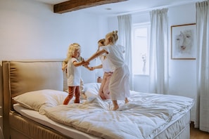 3 Schlafzimmer, Bügeleisen/Bügelbrett, WLAN, Bettwäsche