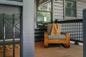 Interior - Views @ Whitepath | Mtn Views + Hot Tub + Fire Pit (Ellijay)