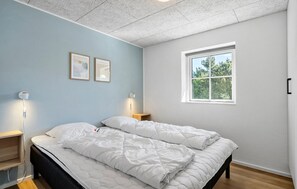 6 bedrooms, free WiFi - Stunning home in Ulfborg with sauna (Ulfborg)