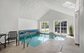 Indoor pool - Stunning home in Ulfborg with sauna (Ulfborg)