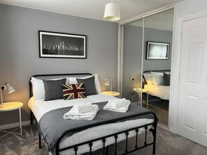 3 chambres, fer et planche Ă repasser, Wi-Fi gratuit
