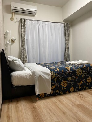 1 bedroom, iron/ironing board, WiFi, bed sheets