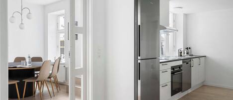 冰箱、烤箱、炉灶、洗碗机