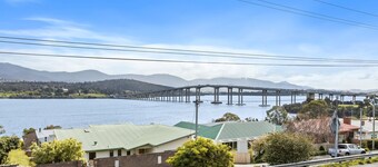 Panorama Bridge Views