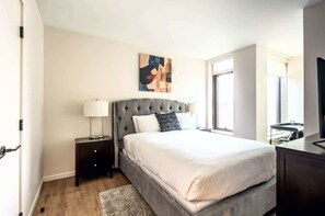 1 bedroom, desk, iron/ironing board, WiFi