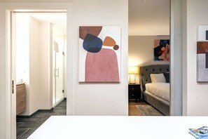 1 bedroom, desk, iron/ironing board, WiFi