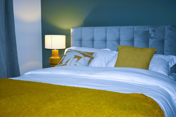 2 bedrooms, iron/ironing board, free WiFi