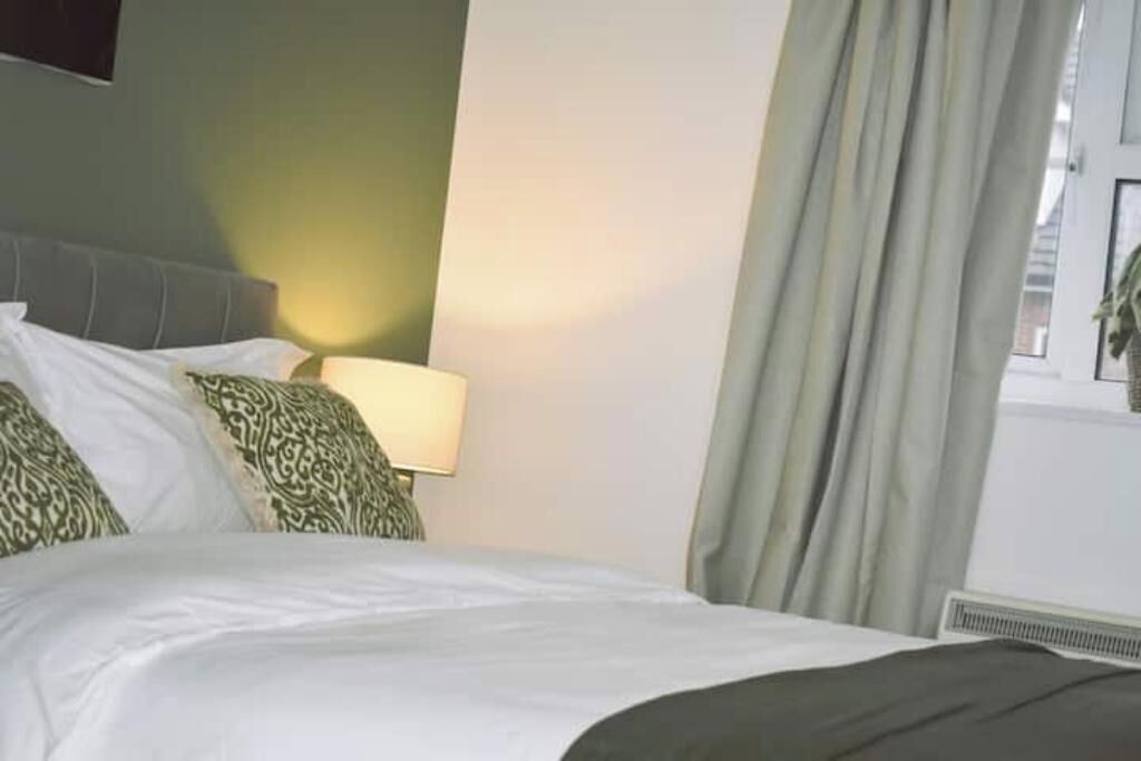 2 bedrooms, iron/ironing board, free WiFi