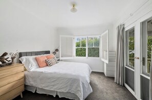 2 chambres, fer et planche Ă repasser, Wi-Fi, draps fournis