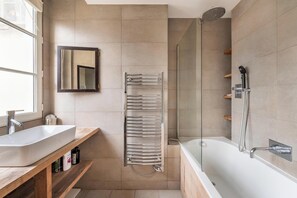 Doccia, asciugacapelli