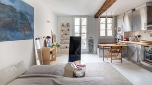 1 bedroom, iron/ironing board, Internet, bed sheets