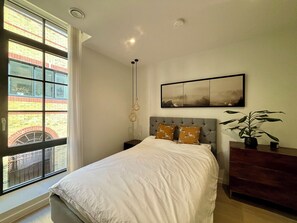 3 chambres, fer et planche à repasser, Wi-Fi, draps fournis