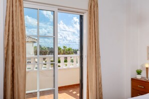 3 chambres, Wi-Fi, draps fournis