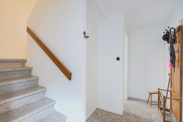 Family Chalet, Multiple Bedrooms, 2 Bathrooms, Mountainside (La Canonica) | Interior - La Canonica (Centovalli)