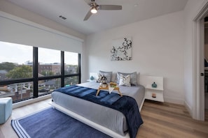 2 habitaciones, tabla de planchar con plancha, wifi y ropa de cama
