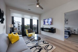 TV, fireplace, offices