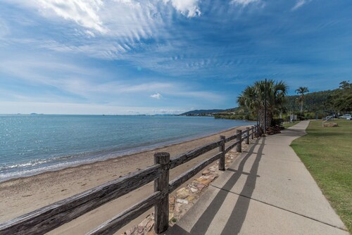 Seaside Sea Shanty - Pet Friendly