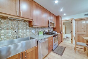 Apartment (1 Bedroom) | Interior - Ski Condo w/ Community Amenities in Mammoth Lakes! (Mammoth Lakes)