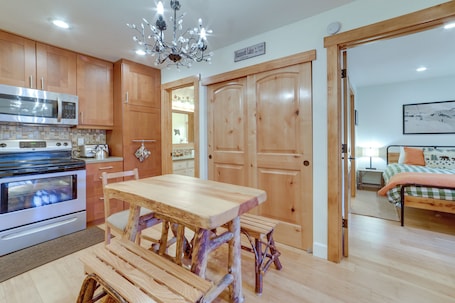 Apartment (1 Bedroom) | Interior