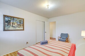 House (3 Bedrooms) | Interior - Home w/ Patio: Near Nob Hill, UNM & Kirtland Afb! (Albuquerque)
