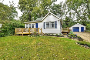 House (3 Bedrooms) | Front of property