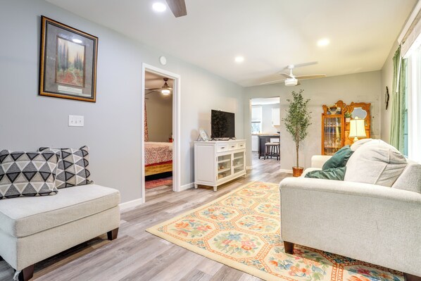 House (3 Bedrooms) | Front of property