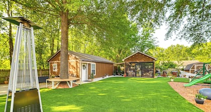 Home w/ Hot Tub, Playset & Grills in Clarksville!