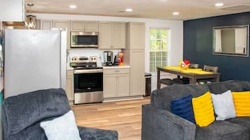House (1 Bedroom) | Interior
