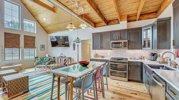 Cottage (3 Bedrooms) | Interior