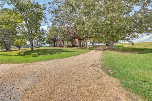Country Home Near Lake Wedowee: Patio & Fire Pit!