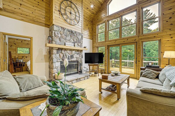 House (3 Bedrooms) | Front of property