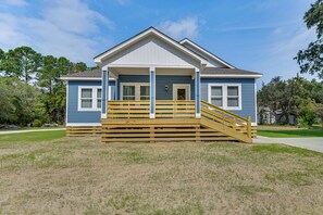 House (3 Bedrooms) | Front of property