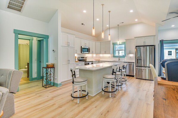 House (3 Bedrooms) | Interior - 1 Mi to Dtwn Manteo: Dog-friendly Home w/ Deck (Manteo)