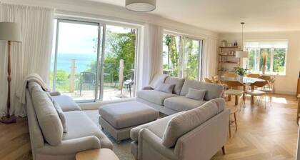 Stunning property with sea views and swimspa