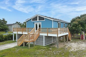 Exterior - Blue Crab Canal: Boat Slip | Pool Access | Pets OK (Nags Head)