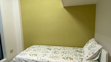 1 quarto, ferros/tábuas de passar roupa, Wi-Fi, roupa de cama