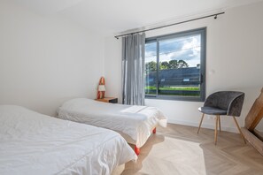 6 bedrooms, free WiFi