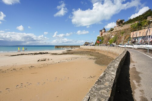 130m from the beach, nice flat for 4